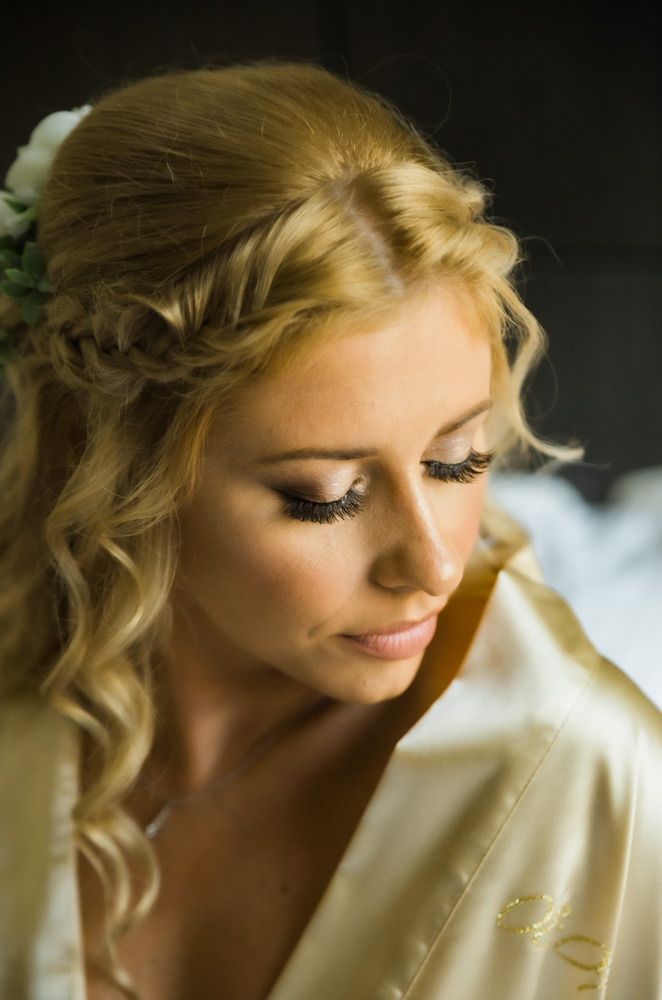 bridal makeup at a woodwinds connecticut wedding