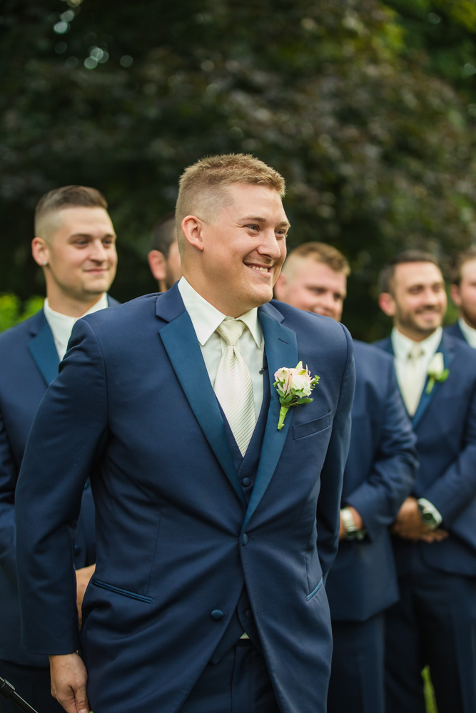 grooms reaction at woodwinds connecticut wedding