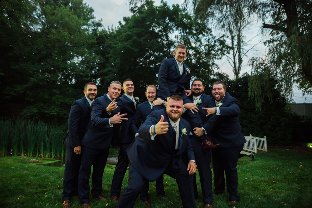 grooms bridal party photo at woodwinds connecticut wedding