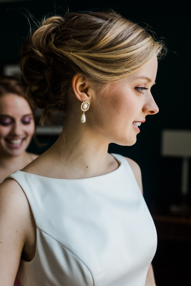 bride canidid before her  wadsworth mansion wedding