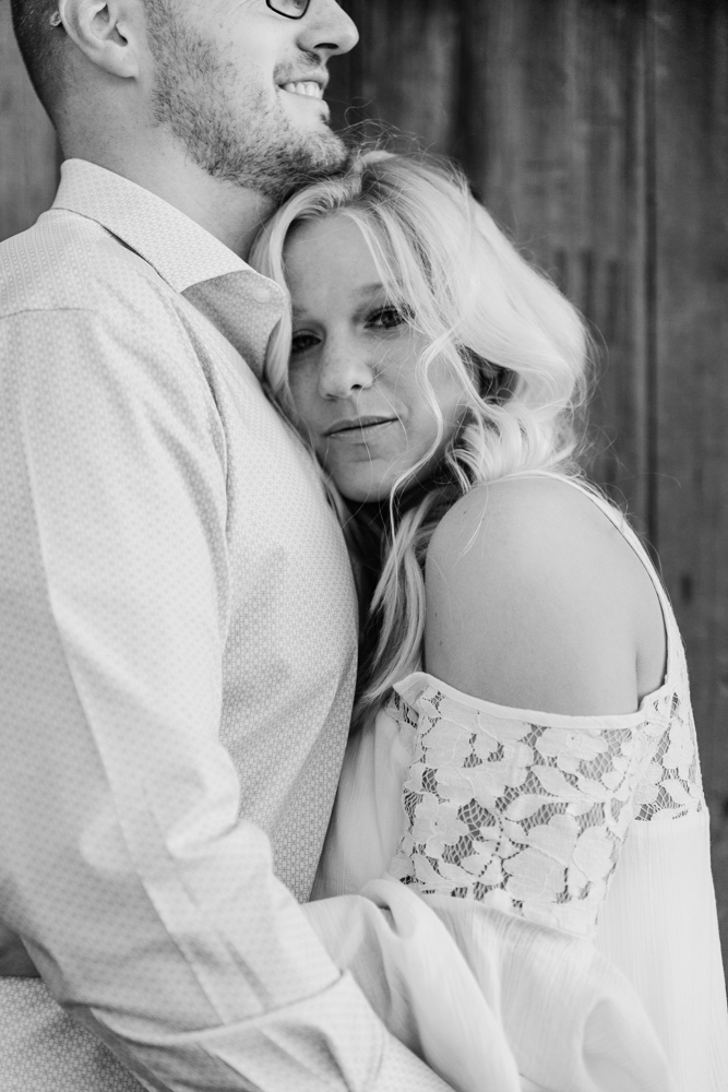 black and white wethersfield cove engagement session photo