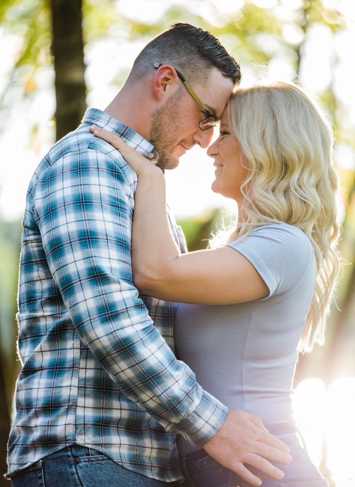 sunset at wethersfield cove engagement session